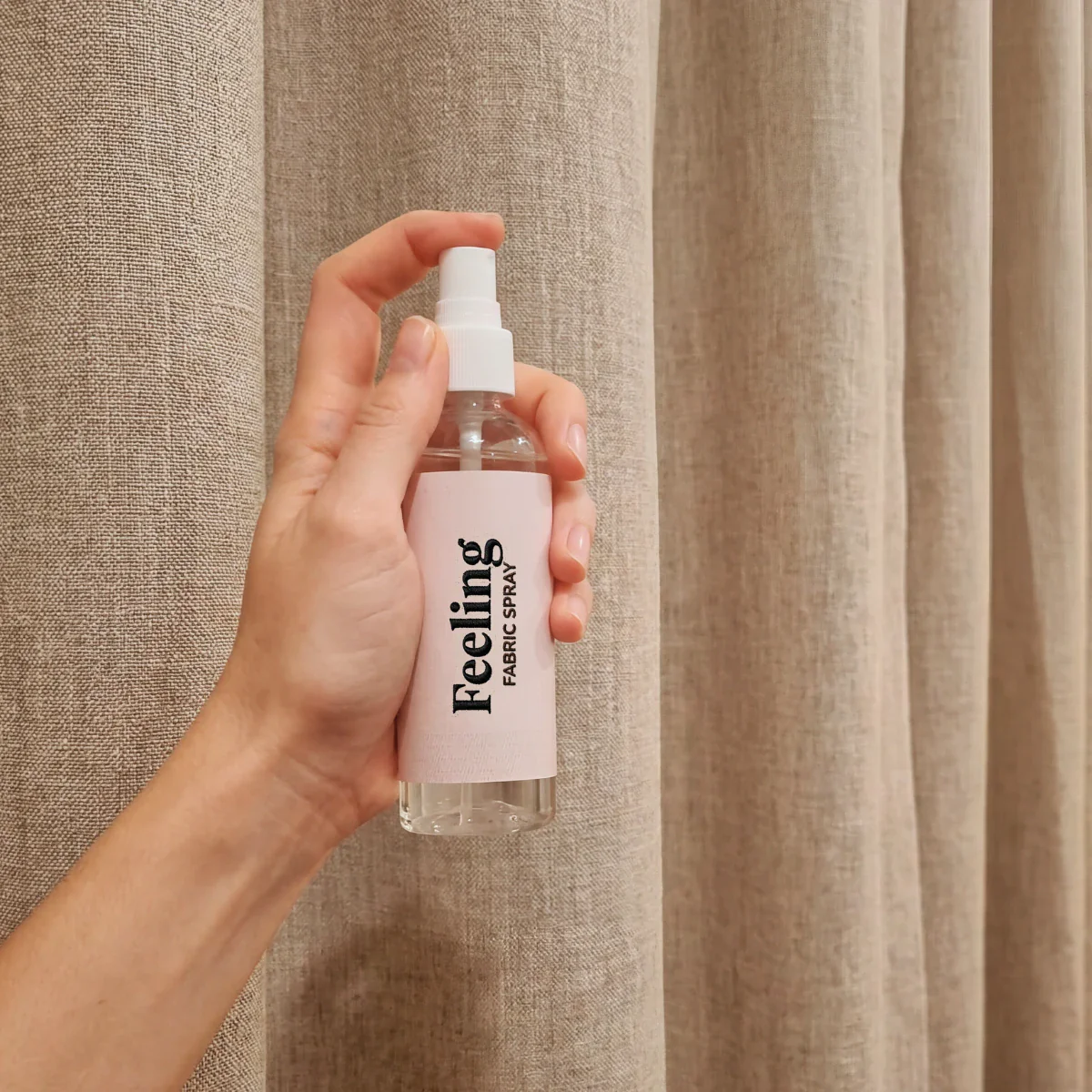 Feeling Fabric Spray - Image 3